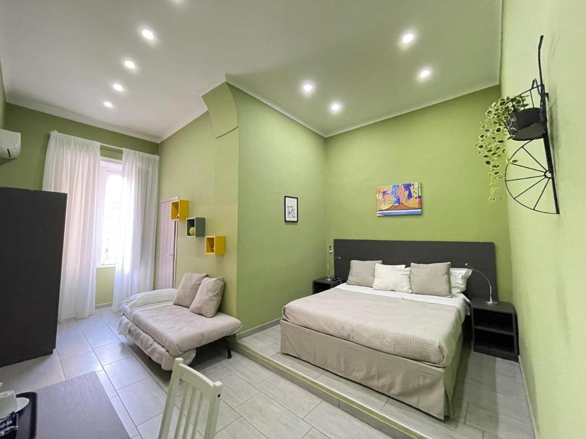 Holiday Naples Art Rooms Ngoại thất bức ảnh